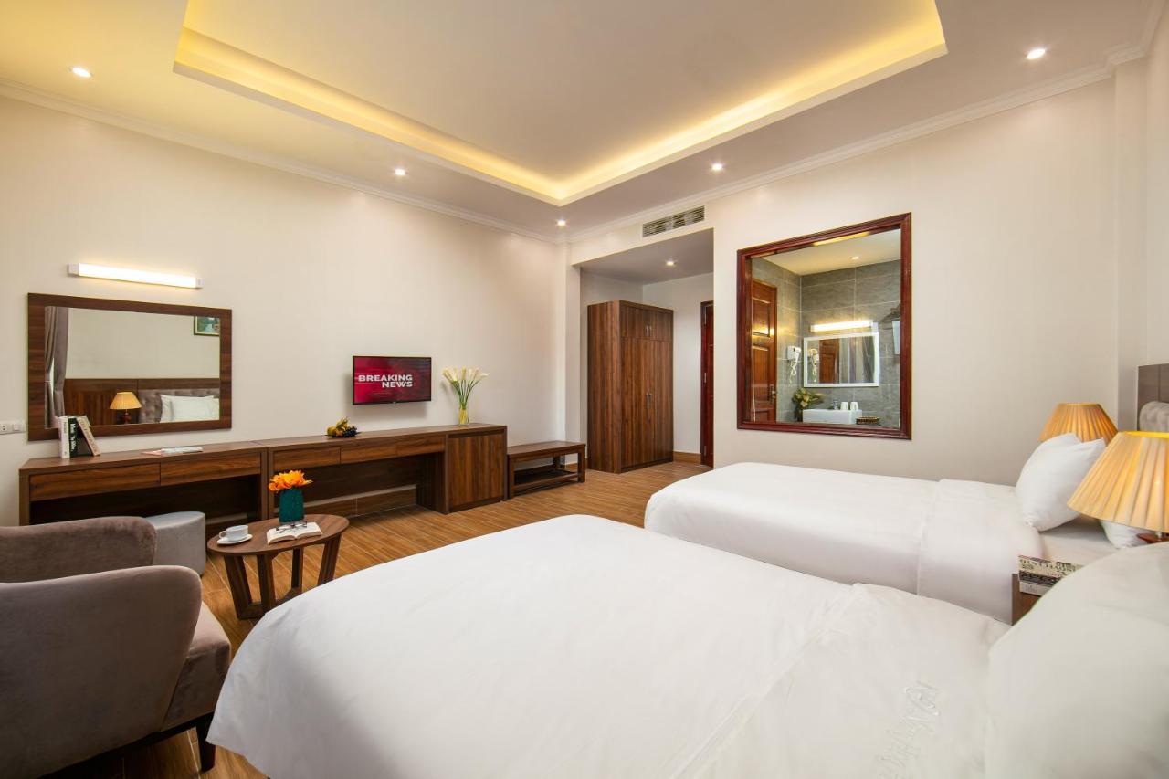 Nam Hoa Hotel นิญบิ่ญ ภายนอก รูปภาพ