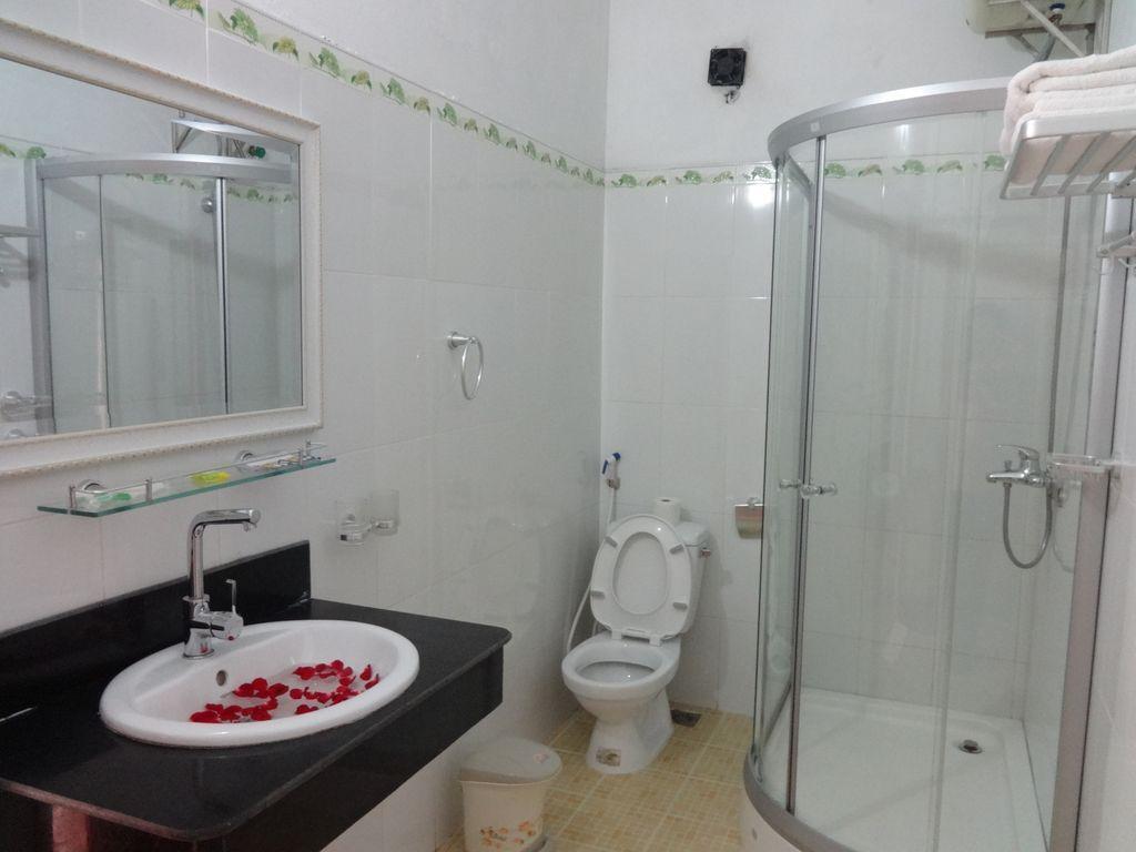 Nam Hoa Hotel นิญบิ่ญ ภายนอก รูปภาพ